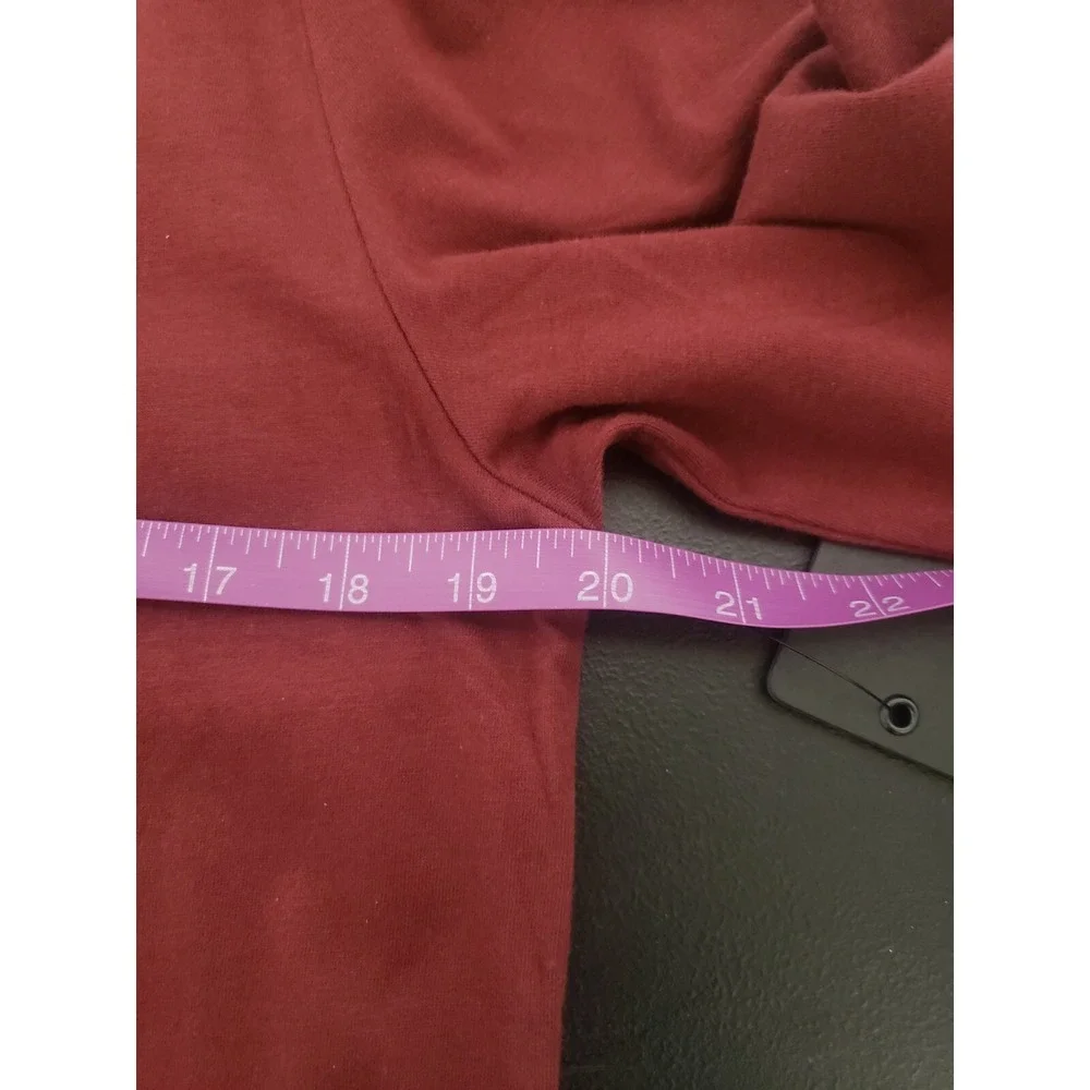 True Religion Mens Sz Medium CWP Crew Longsleeve Basic Lt Sweatshirt Logo Wine‎